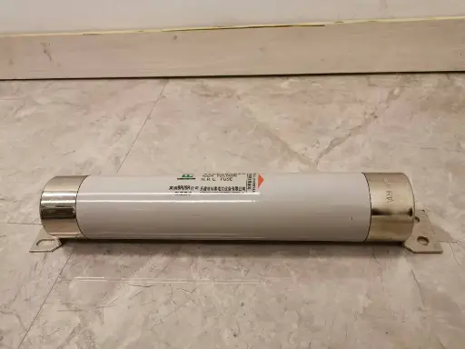 熔断器 - 中压 4.7KV 200A