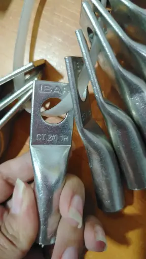 接线端子 - 端子 IBAR CT 2/0 1H